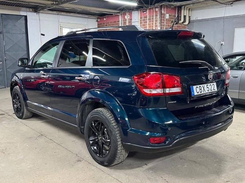 Begagnad Fiat Freemont 170 HK (125 kW) 2014 Blå SUV