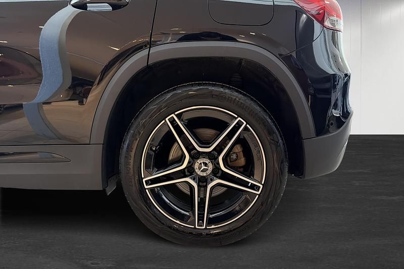 Begagnad Mercedes GLA250 AMG 218 HK (160 kW) 2022 Svart SUV