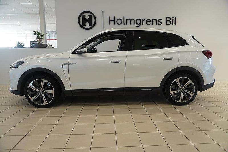 Begagnad MG Marvel R Luxury 132 kW (180 HK) 2022 Cumulus white SUV
