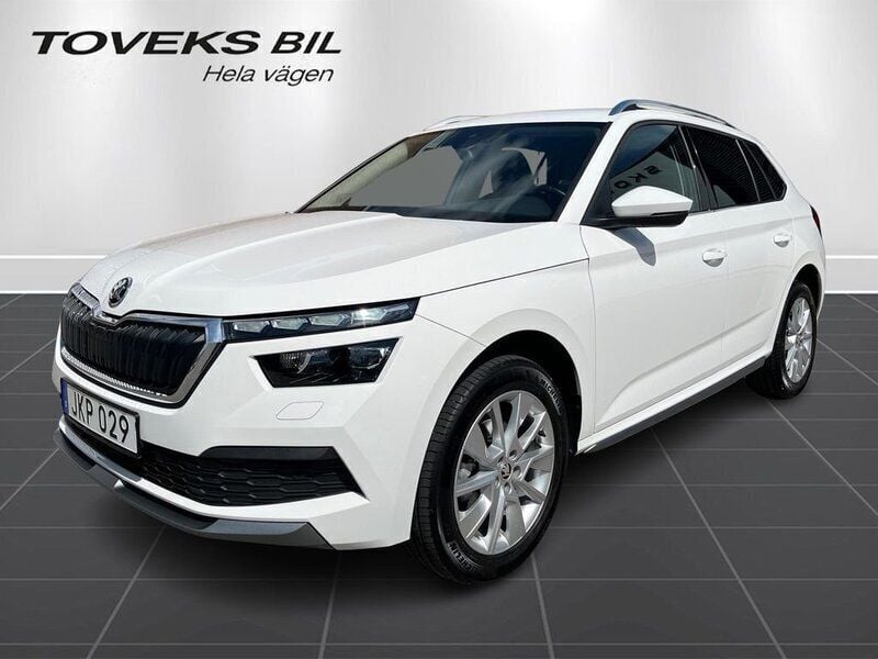 Vit (candy white) Begagnad 2022 Skoda Kamiq Adventure SUV | 239 900 kr (Marknadspris) - Bild 1/4