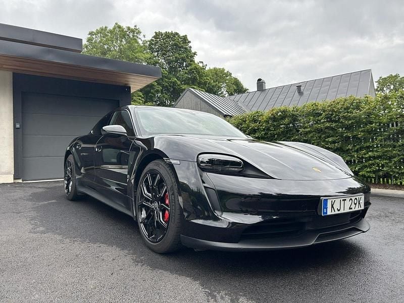 Svart Begagnad 2021 Porsche Taycan 4S Sedan | 599 000 kr (Bra pris) - Bild 1/1