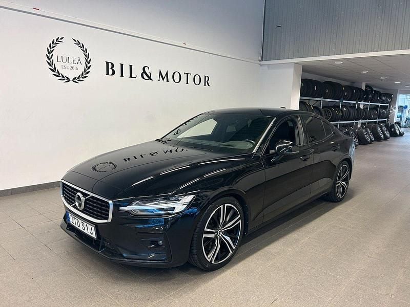 Svart Begagnad 2019 Volvo S60 R-Design Sedan | 329 900 kr (Marknadspris) - Bild 1/4