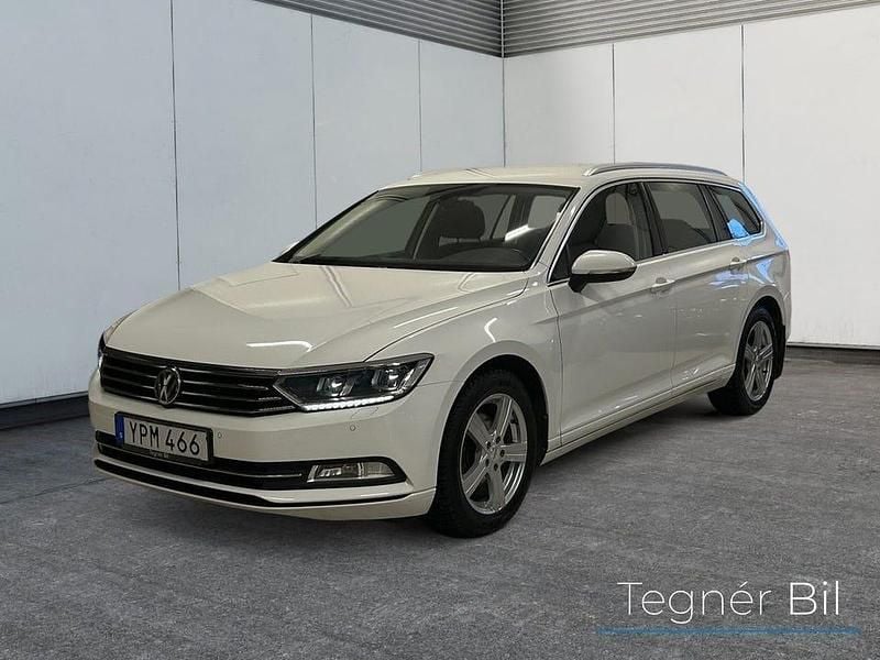 Begagnad VW Passat 150 HK (110 kW) 2018 Vit Kombi
