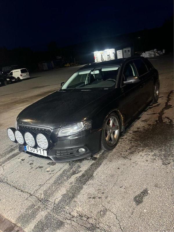 Svart Begagnad 2011 Audi A4 Kombi | 35 000 kr (Dyr) - Bild 1/4