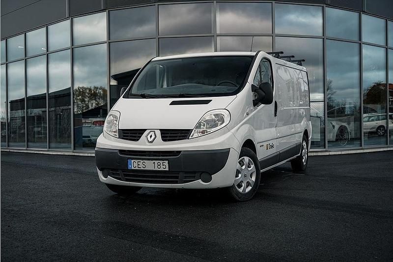 Vit Begagnad 2013 Renault Trafic Van | 79 900 kr (Marknadspris) - Bild 1/4