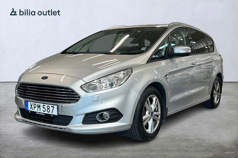 Grå Begagnad 2016 Ford S-MAX Trend Minibuss | 149 900 kr (Bra pris) - Bild 1/3
