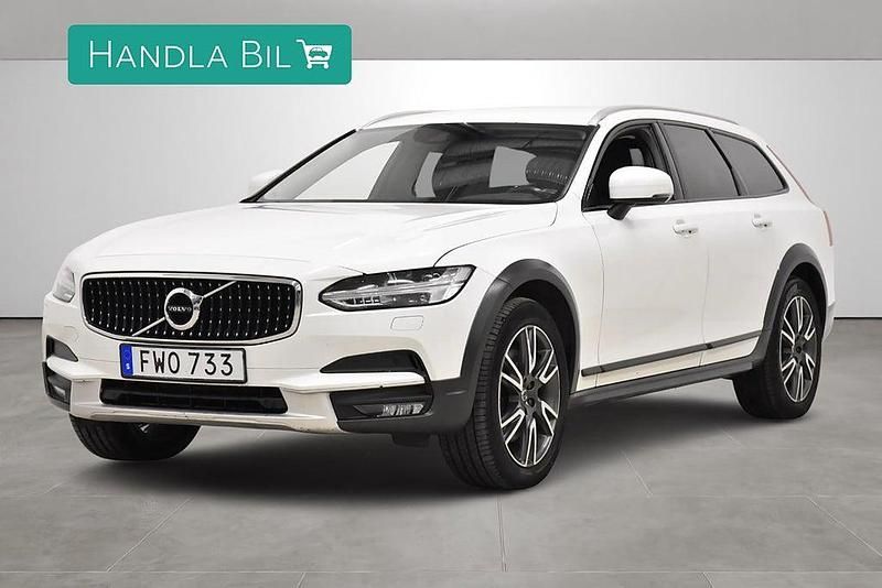 Vit Begagnad 2018 Volvo V90 CC Momentum Kombi | 268 700 kr (Marknadspris) - Bild 1/4