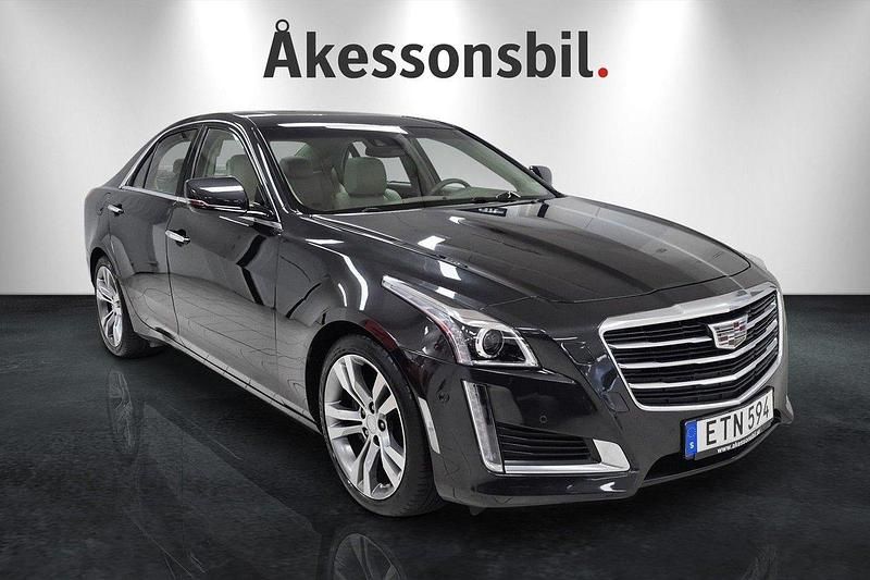 Svart Begagnad 2015 Cadillac CTS Sedan | 199 000 kr - Bild 1/4