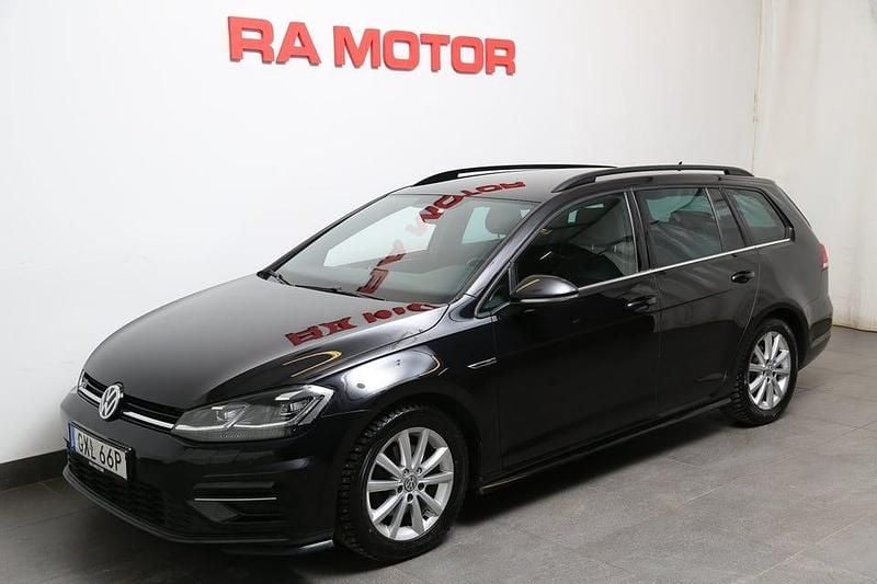 Svart Begagnad 2019 VW Golf VII R-line Kombi | 179 900 kr (Marknadspris) - Bild 1/3