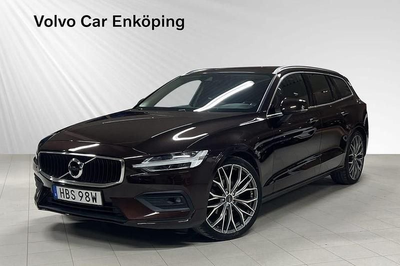 Brun Begagnad 2019 Volvo V60 Momentum Kombi | 214 900 kr (Marknadspris) - Bild 1/3