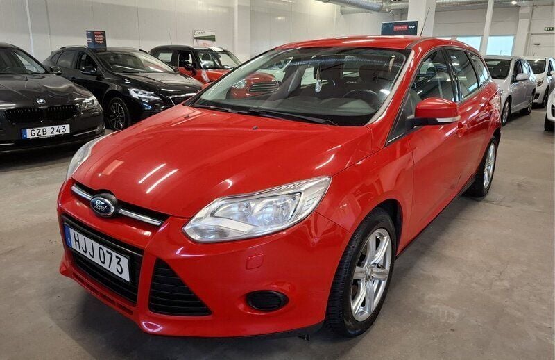 Röd Begagnad 2014 Ford Focus Trend Kombi | 69 500 kr (Bra pris) - Bild 1/3