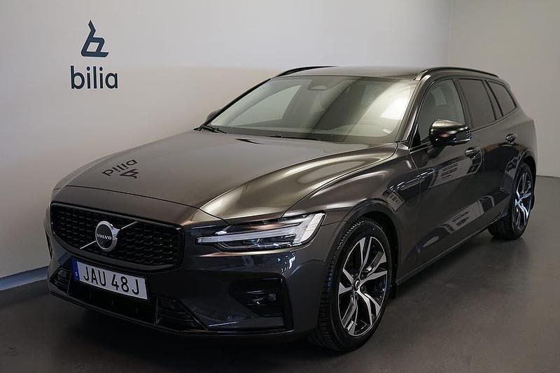 Begagnad 2024 Volvo V60 Kombi | 399 500 kr (Lite dyr) - Bild 1/3
