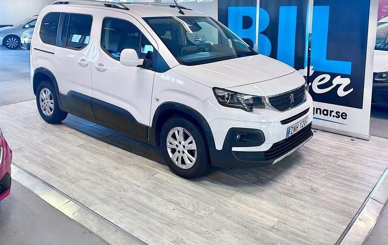 Vit Begagnad 2021 Peugeot Rifter Minibuss | 169 000 kr (Marknadspris) - Bild 1/2