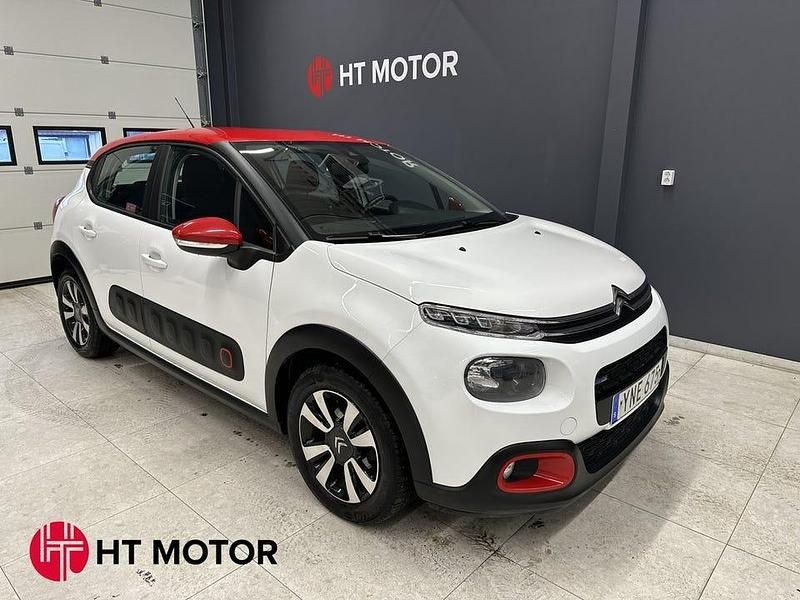 Vit Begagnad 2017 Citroën C3 Halvkombi | 74 900 kr (Marknadspris) - Bild 1/4