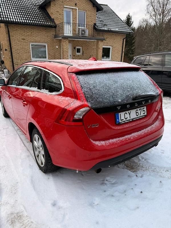 Begagnad Volvo V60 240 HK (176 kW) 2011 Kombi