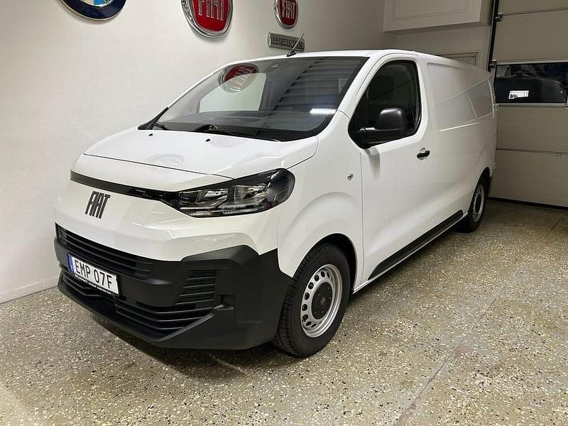 Vit Begagnad 2024 Fiat Scudo Van | 399 875 kr - Bild 1/4