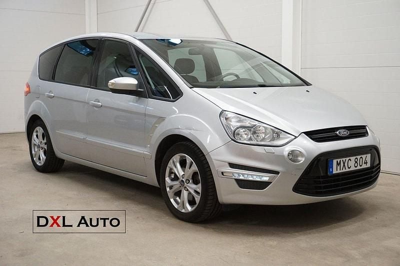 Grå Begagnad 2013 Ford S-MAX Sport Minibuss | 74 900 kr (Bra pris) - Bild 1/4