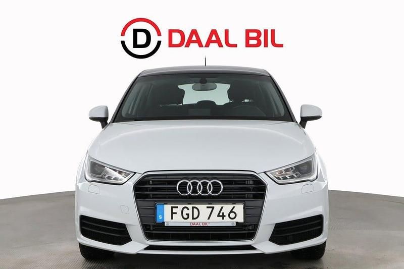Begagnad Audi A1 Sportback Sport 125 HK (91 kW) 2015 Vit Halvkombi