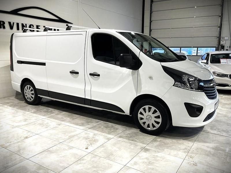 Begagnad Opel Vivaro 120 HK (88 kW) 2018 Vit Minibuss