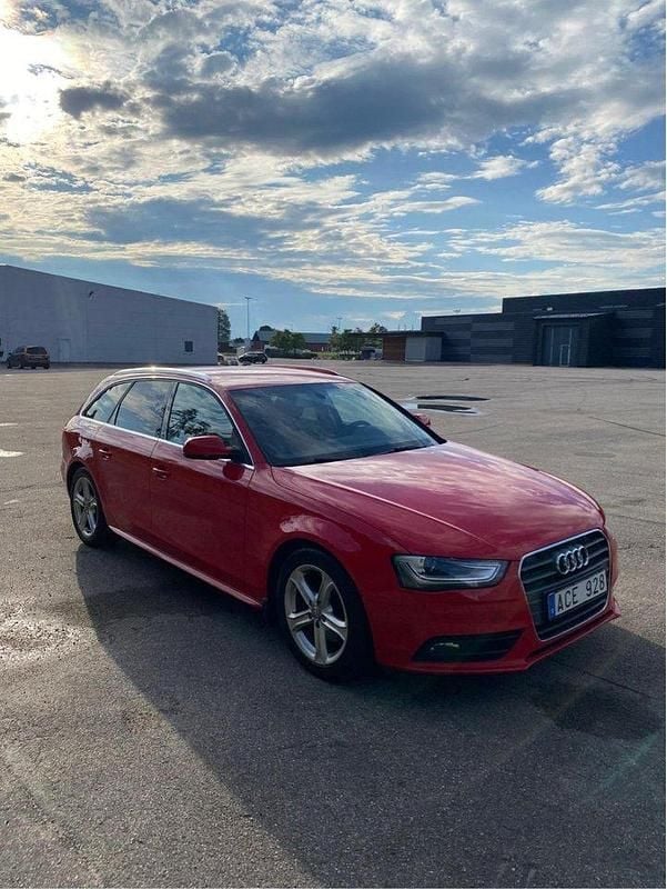 Röd Begagnad 2013 Audi A4 Kombi | 89 000 kr (Bra pris) - Bild 1/4