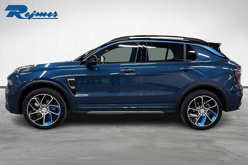 Begagnad Lynk & Co 01 180 HK (132 kW) 2023 Blå SUV