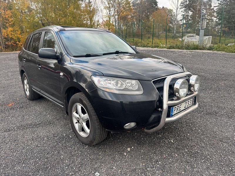 Svart Begagnad 2007 Hyundai Santa Fe SUV | 34 900 kr (Marknadspris) - Bild 1/4