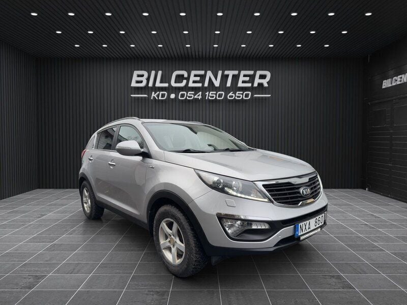 Grå Begagnad 2013 Kia Sportage EX SUV | 109 900 kr (Marknadspris) - Bild 1/4