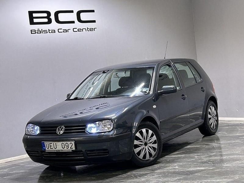 Mörkgrå Begagnad 2003 VW Golf IV Basis Halvkombi | 19 900 kr (Marknadspris) - Bild 1/3