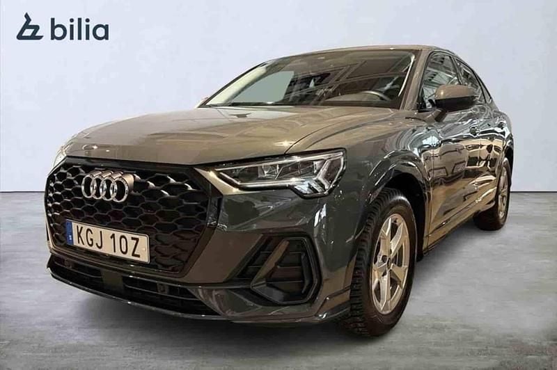 Begagnad Audi Q3 Sportback 2024 Grå SUV