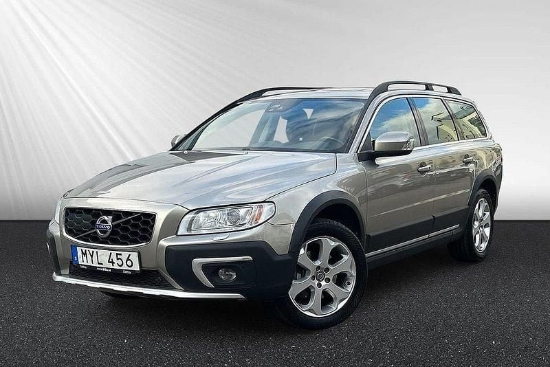 Brun Begagnad 2016 Volvo XC70 Standard SUV | 199 000 kr (Bra pris) - Bild 1/3