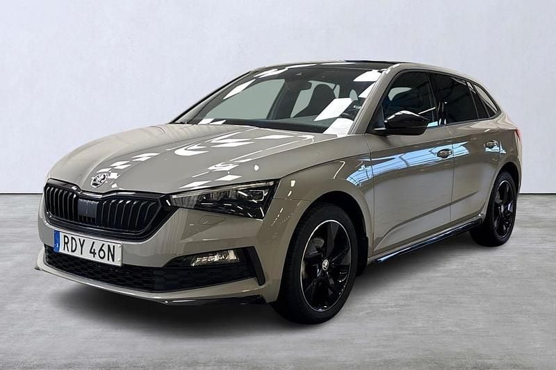 Grå Begagnad 2020 Skoda Scala Halvkombi | 209 900 kr (Dyr) - Bild 1/4