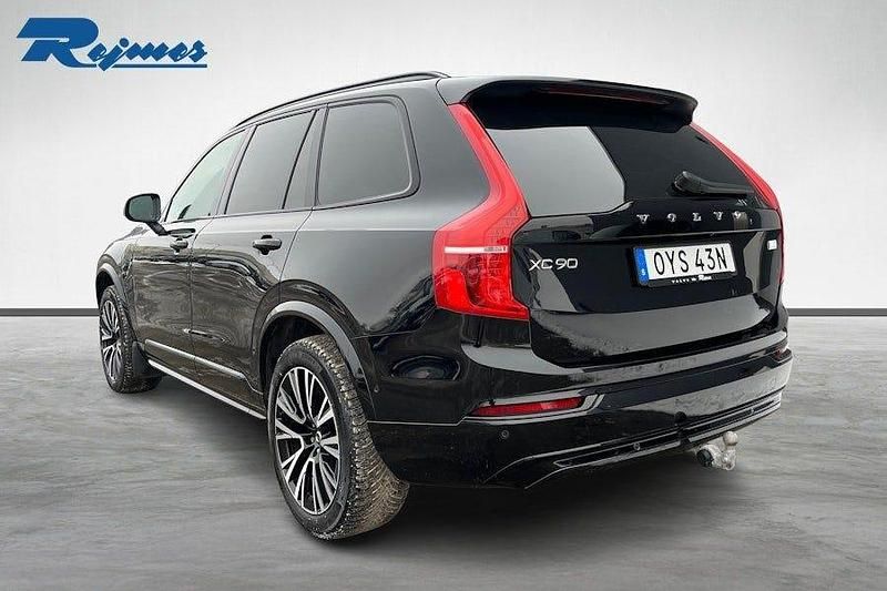 Begagnad Volvo XC90 Ultimate 310 HK (228 kW) 2023 Onyx svart metallic SUV