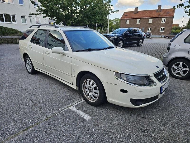 Vit Begagnad 2008 Saab 9-5 Kombi | 15 000 kr - Bild 1/4