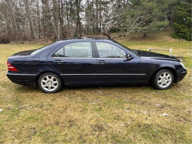 Blå Begagnad 2002 Mercedes S500L Sedan | 150 000 kr - Bild 1/1