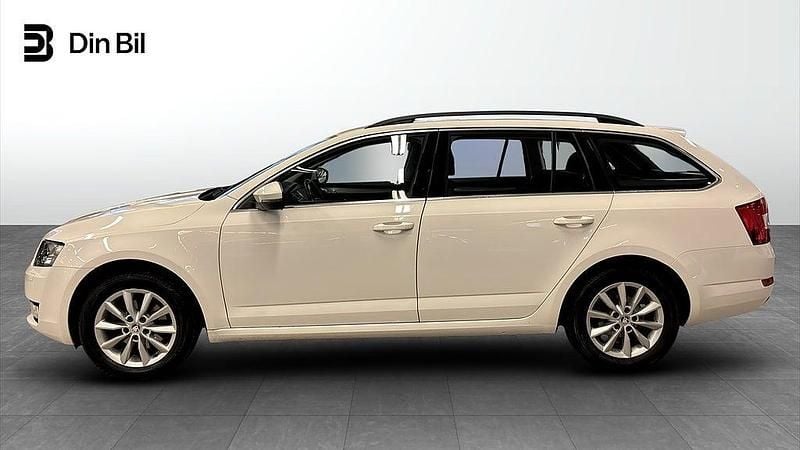 Begagnad Skoda Octavia 116 HK (85 kW) 2017 Vit Kombi
