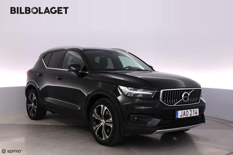 Svart Begagnad 2020 Volvo XC40 Inscription SUV | 279 800 kr (Bra pris) - Bild 1/4