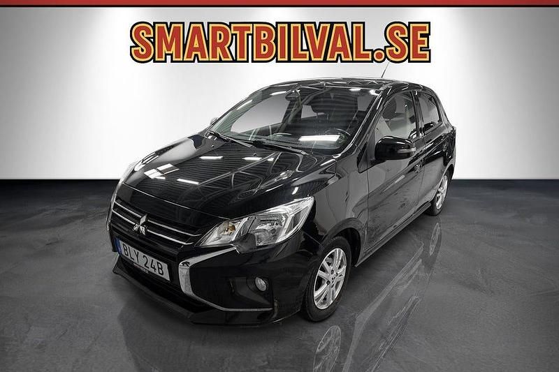 Begagnad Mitsubishi Space Star 80 HK (58 kW) 2020 Svart Halvkombi