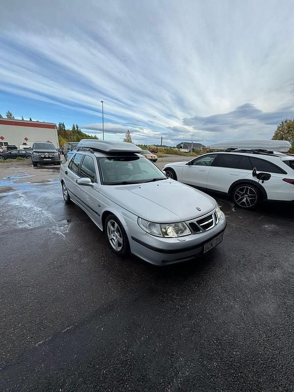 Begagnad 2003 Saab 9-5 Aero Kombi | 30 000 kr (Dyr) - Bild 1/4