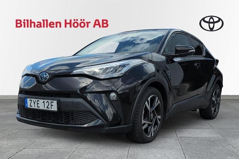 Svart Begagnad 2022 Toyota C-HR Edition SUV | 259 900 kr (Marknadspris) - Bild 1/4