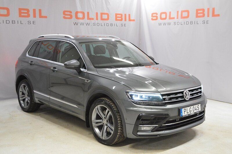 Grå (gråmet) Begagnad 2019 VW Tiguan R-line SUV | 259 800 kr (Marknadspris) - Bild 1/4