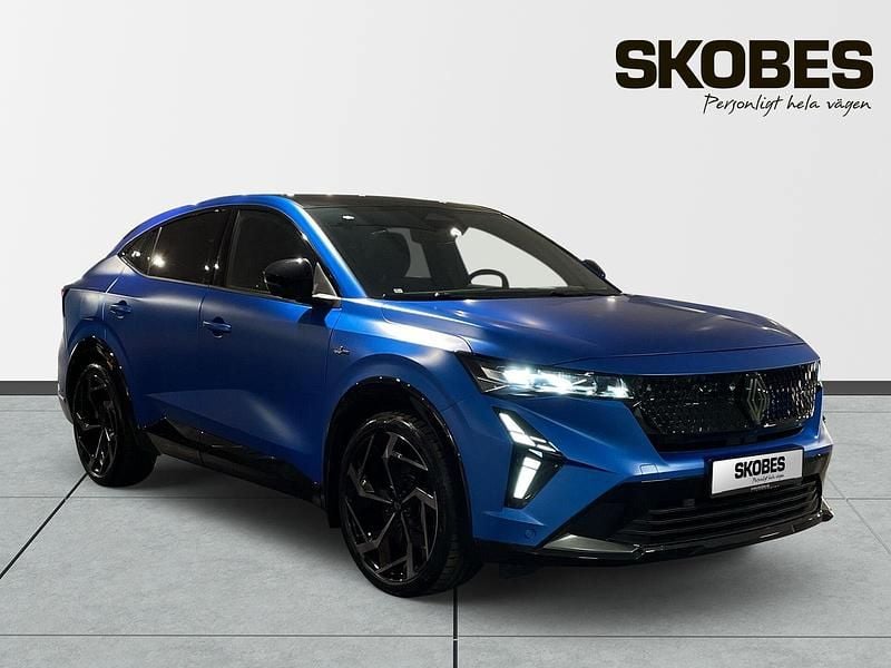 Blå Begagnad 2025 Renault Rafale SUV | 529 300 kr (Marknadspris) - Bild 1/3