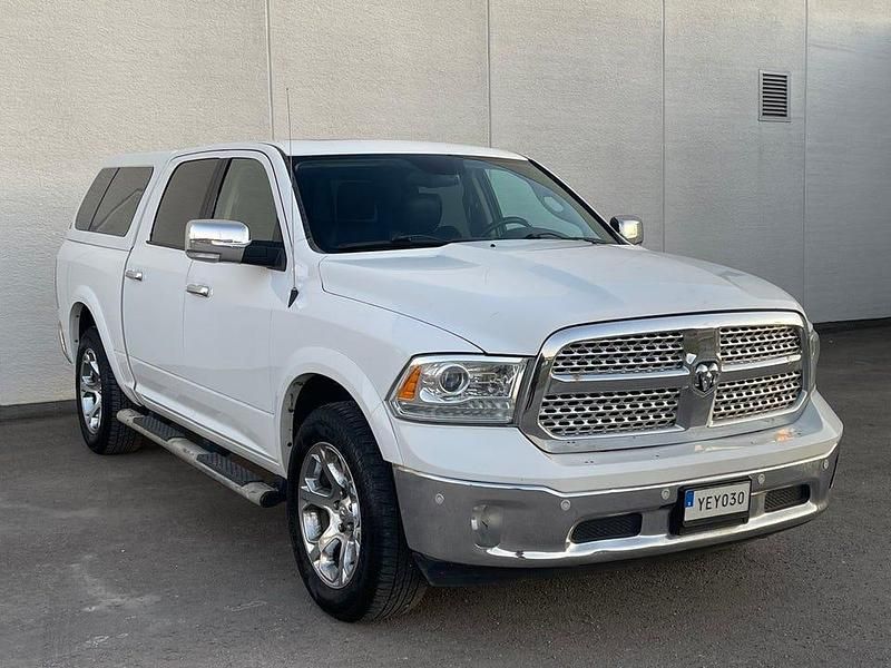 Begagnad Dodge Ram 394 HK (289 kW) 2017 Vit Pickup