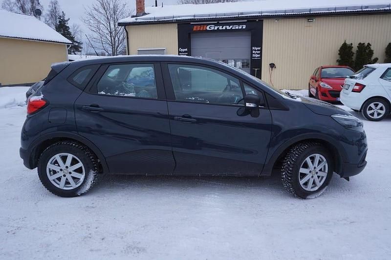 Begagnad Renault Captur 90 HK (66 kW) 2014 Blå SUV