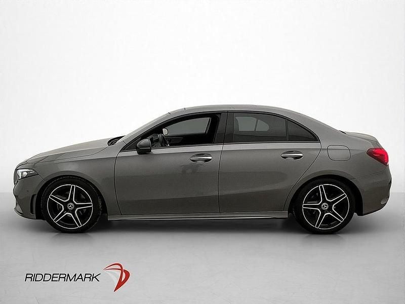 Begagnad Mercedes A200 Premium 150 HK (110 kW) 2020 Grå Sedan