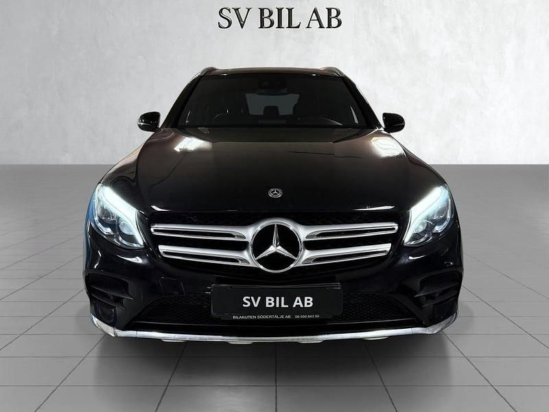 Begagnad Mercedes GLC350 326 HK (239 kW) 2018 Svart SUV
