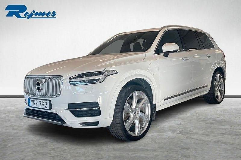 Vit Begagnad 2018 Volvo XC90 Inscription SUV | 469 800 kr (Marknadspris) - Bild 1/4