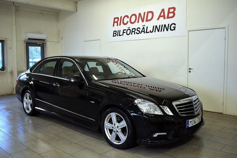 Svart Begagnad 2011 Mercedes E250 Avantgarde Sedan | 129 900 kr (Marknadspris) - Bild 1/4