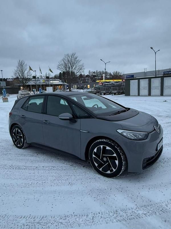 Begagnad VW ID.3 Pro Performance 150 kW (204 HK) 2022 Halvkombi