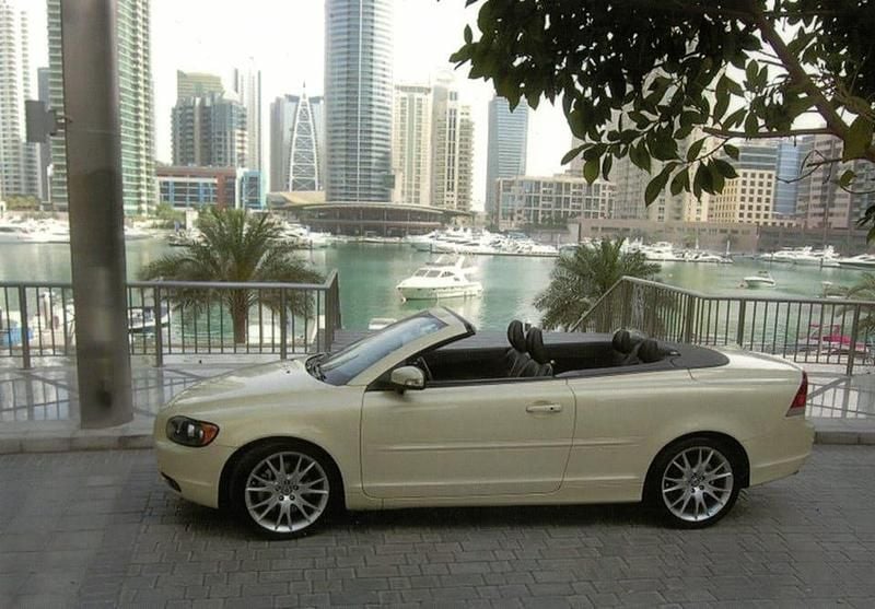 Pearl Begagnad 2009 Volvo C70 Cab | 175 000 kr (Dyr) - Bild 1/4