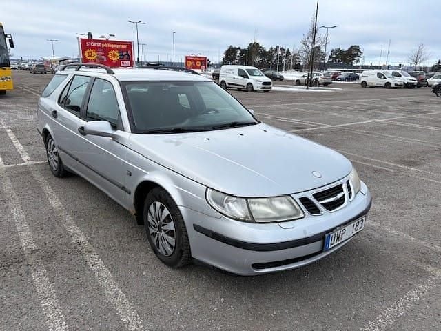 Begagnad 2004 Saab 9-5 Kombi | 8 000 kr (Superpris) - Bild 1/3